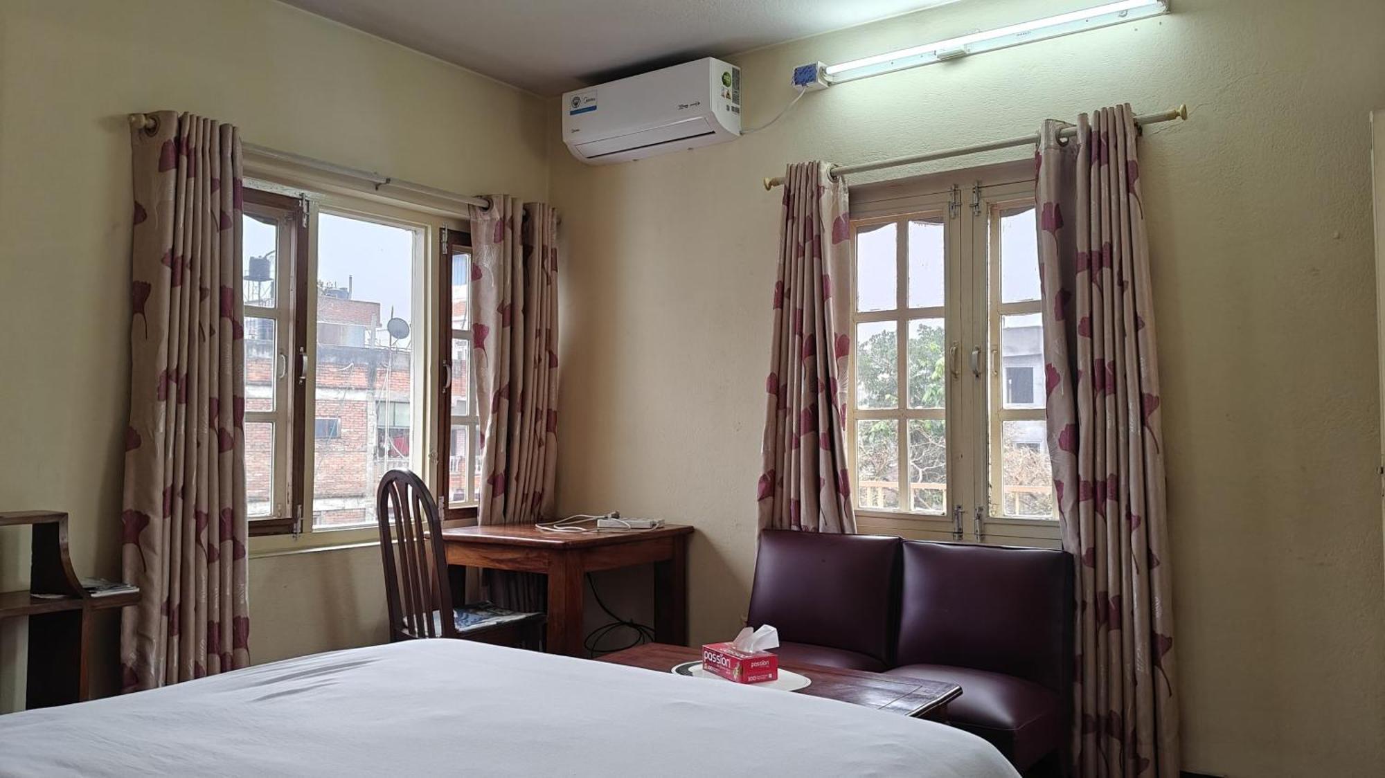 Rooftop Studio And 2Bhk Apartments In Kathmandu'S Most Happening Place Buitenkant foto